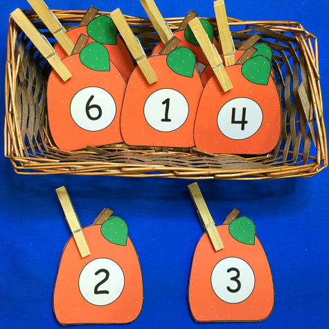 pumpkin number match and clip for preschool and kindergarten.