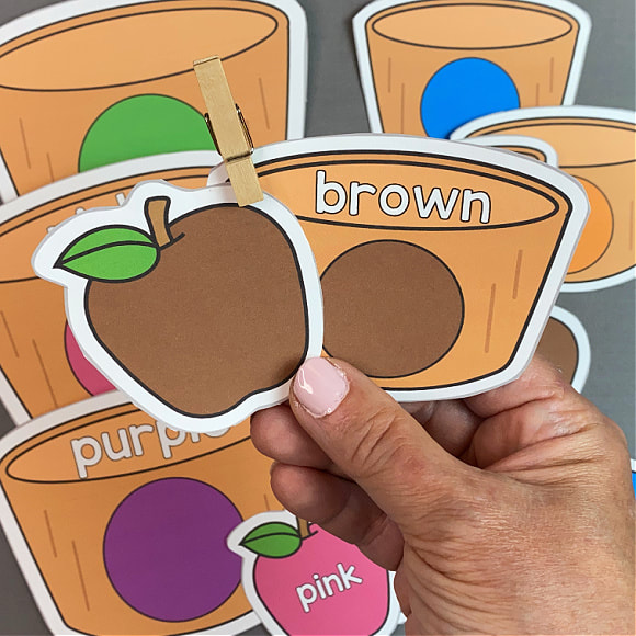 apple color match activity for preschool and kindergarten